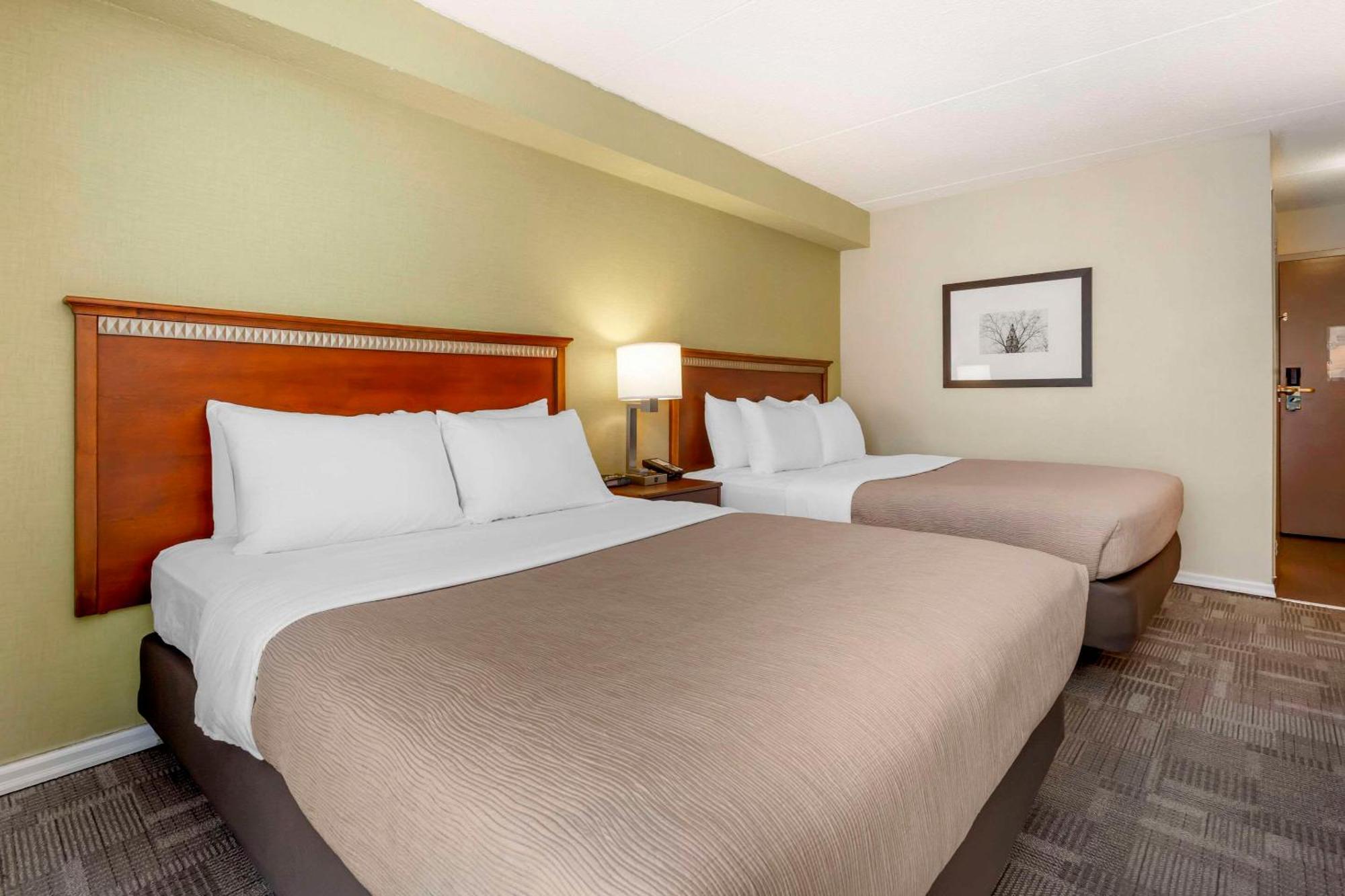 Quality Inn Peterborough Exterior foto